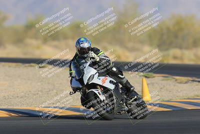 media/May-14-2023-SoCal Trackdays (Sun) [[024eb53b40]]/Turn 7 (740am)/